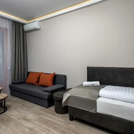 Atrium Agard Panzio فندق مبيت وإفطار