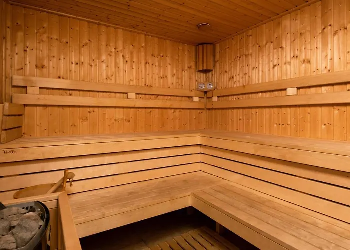 Atrium Agard Panzio Gardony