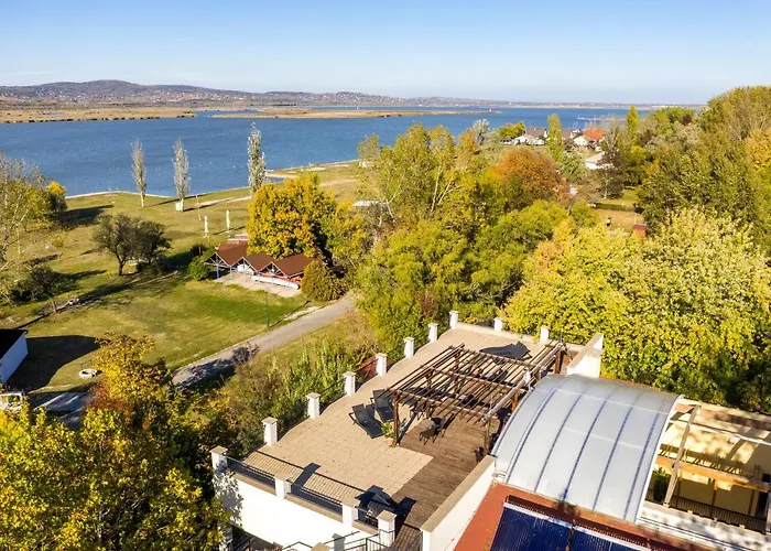 Atrium Agard Panzio 4* Gardony