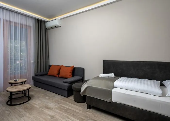 Atrium Agard Panzio Bed & Breakfast