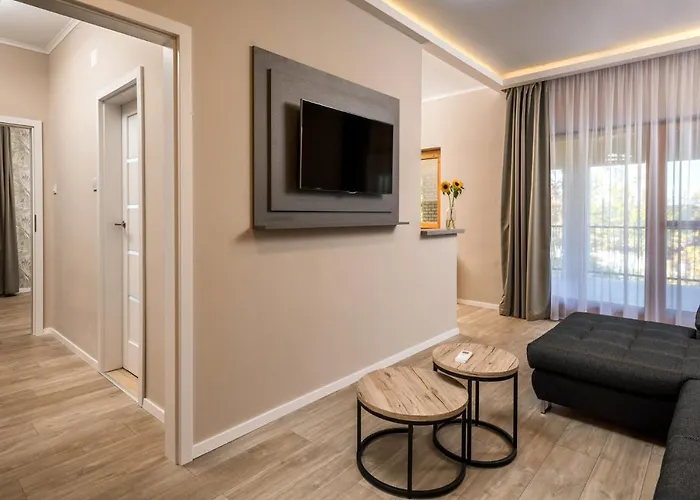 Atrium Agard Panzio Gardony